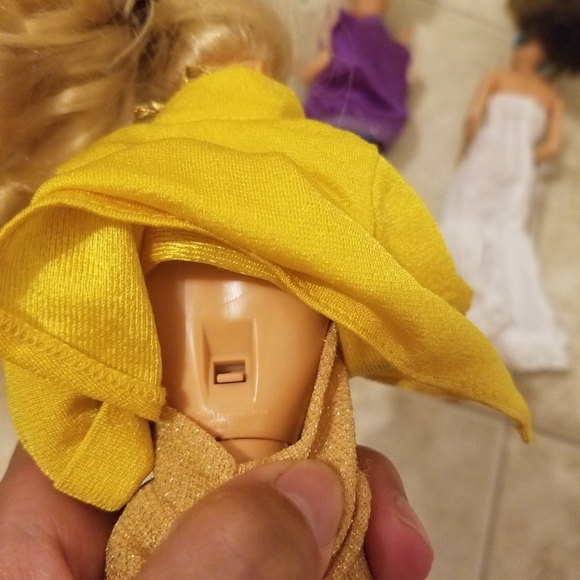 3 1966 Barbie dolls with clothes twist and turn switch on back doesn't work read - Picture 6 of 15